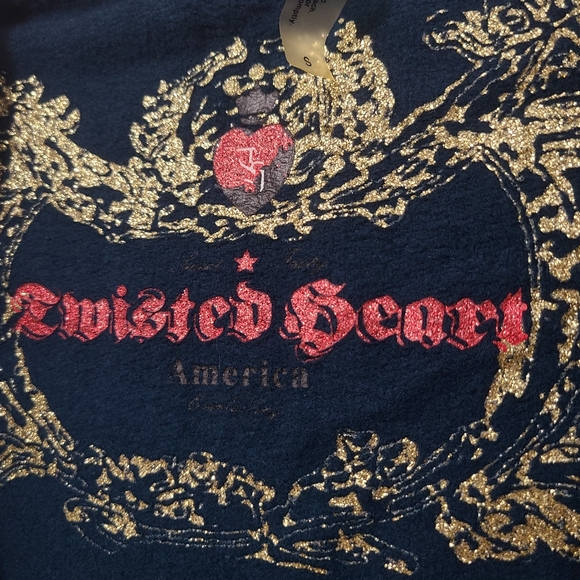 Twisted Heart Hoodie Woman (Small) NWT! Make offer! - Picture 5 of 9
